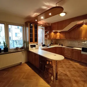 Classic Metro Kabaty Apartament